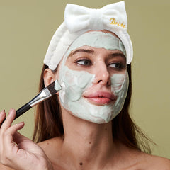 Semato care label and washing demo showing easy maintenance and long-lasting use