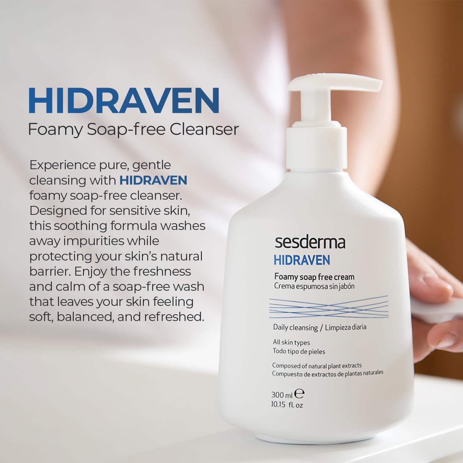 Sesderma HIDRAVEN creamy foam on palm demonstrating soft lather for hydrated skin