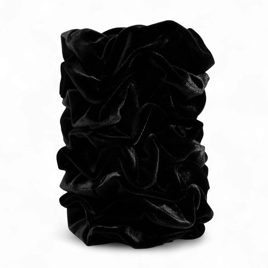 SEVEN STYLE front packaging showing eight black velvet scrunchies and benefits