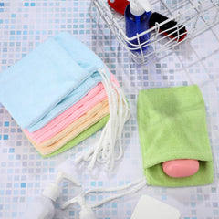 Shappy drawstring and hang loop detail for quick drying and tidy storage