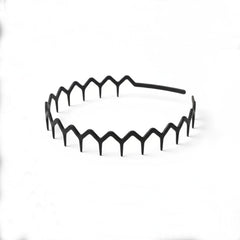 SHE LIAN close-up of molded teeth showing gentle grip that prevents slipping
