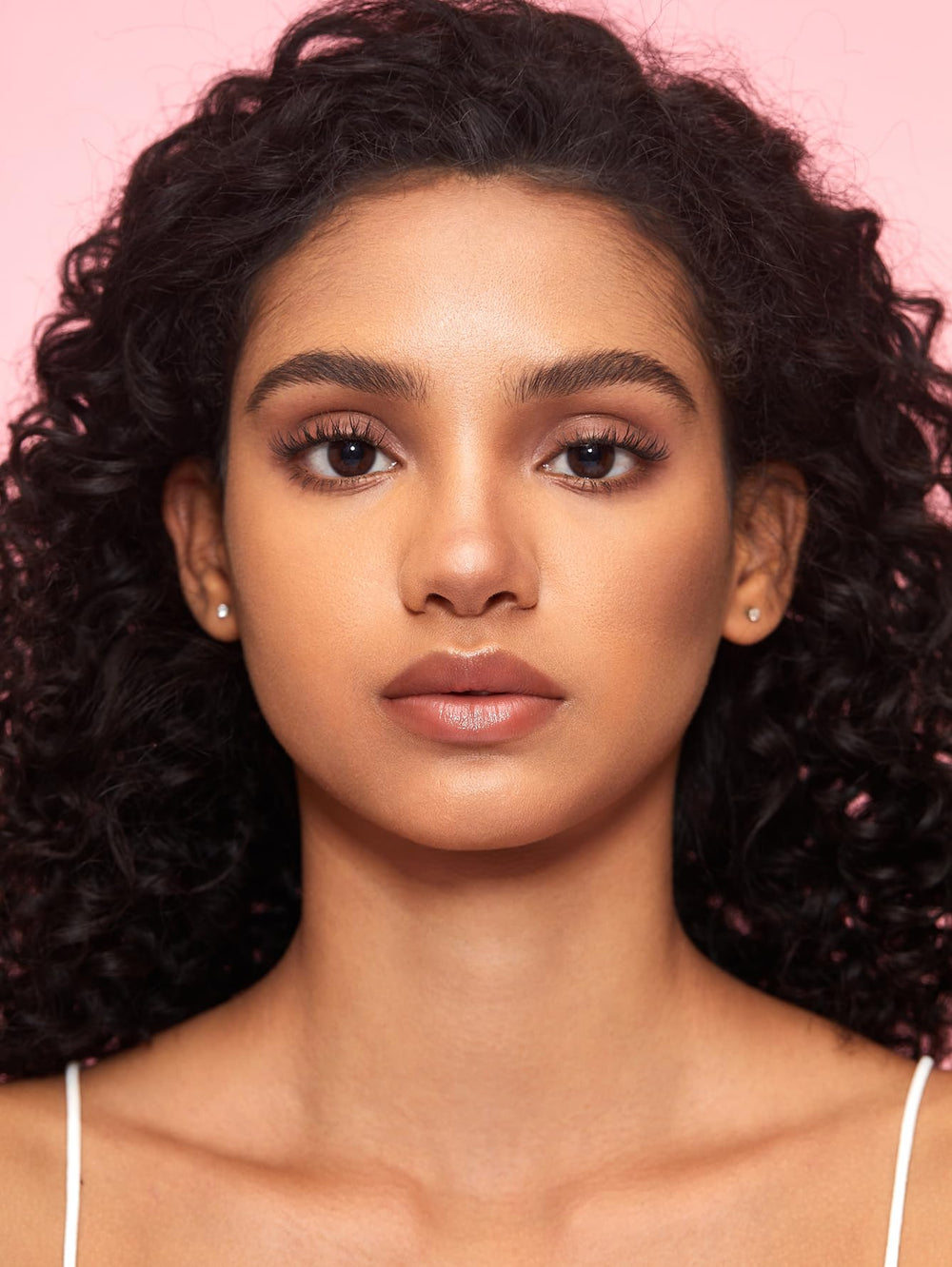 SHEGLAM cream texture swatch blending smoothly to show buildable coverage