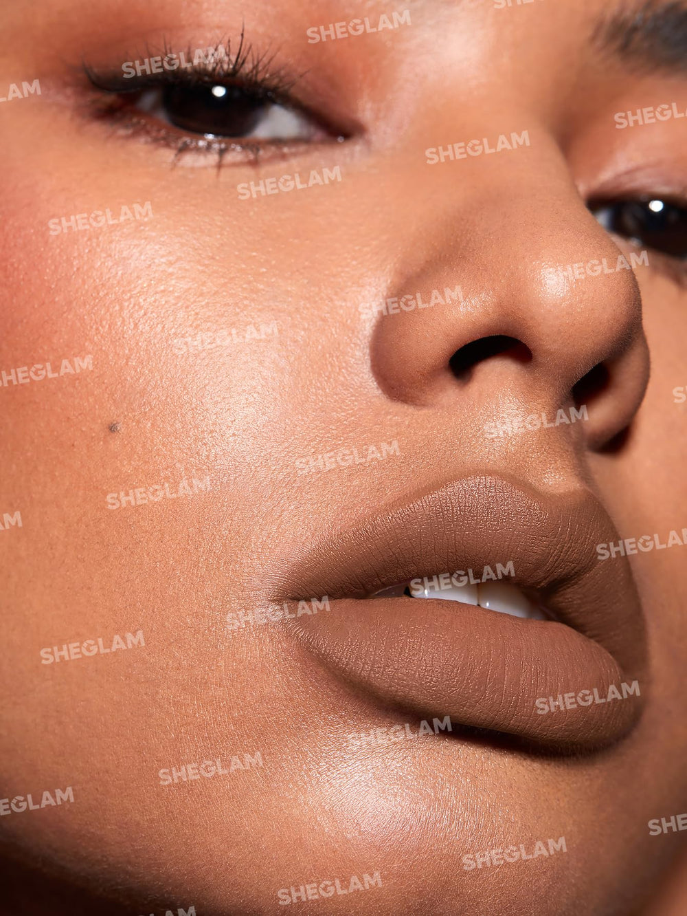 SHEGLAM built-in sharpener detail demonstrating travel-friendly precision and convenience