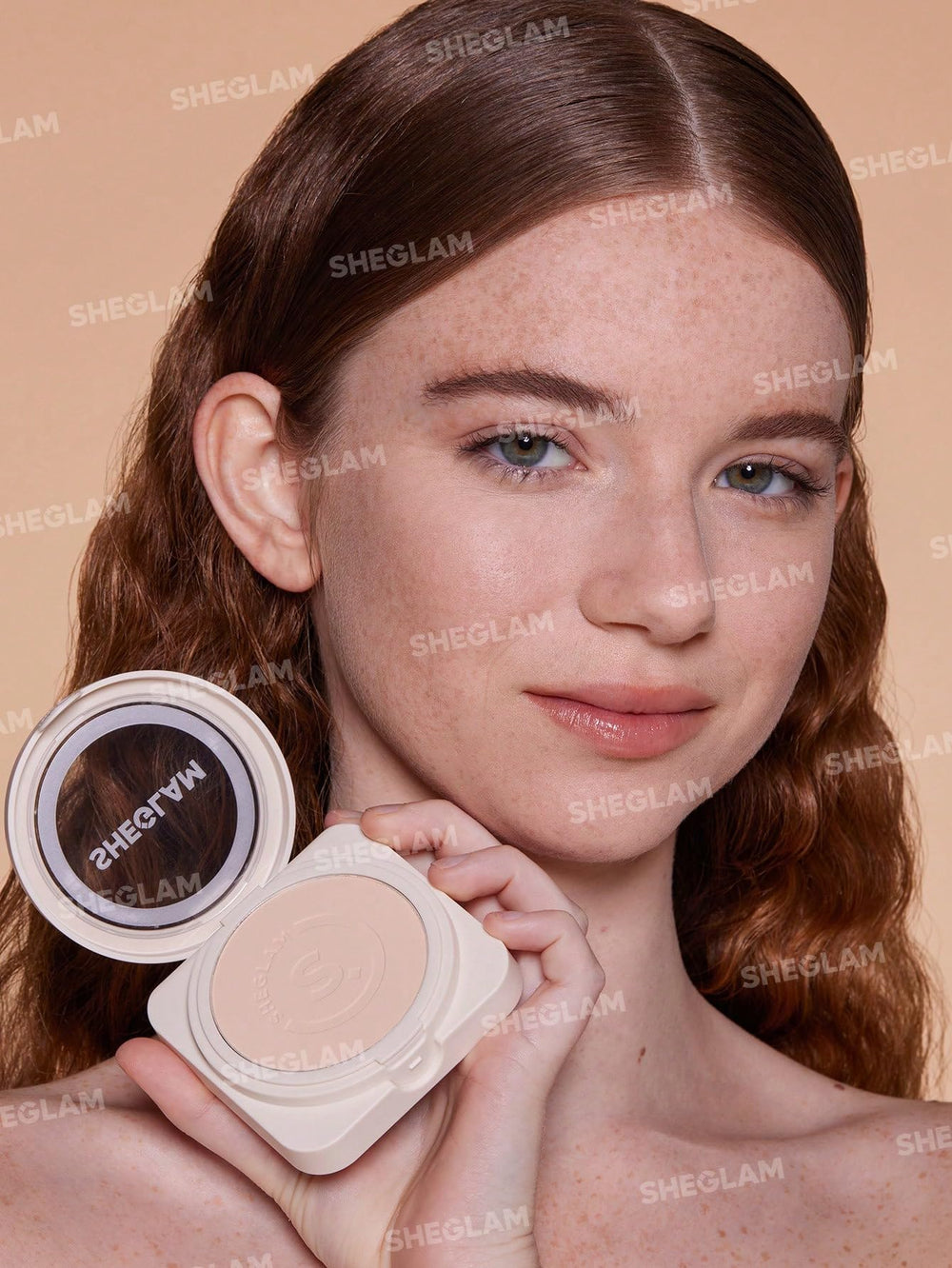 SHEGLAM product label close-up highlighting talc-free and ingredient benefits