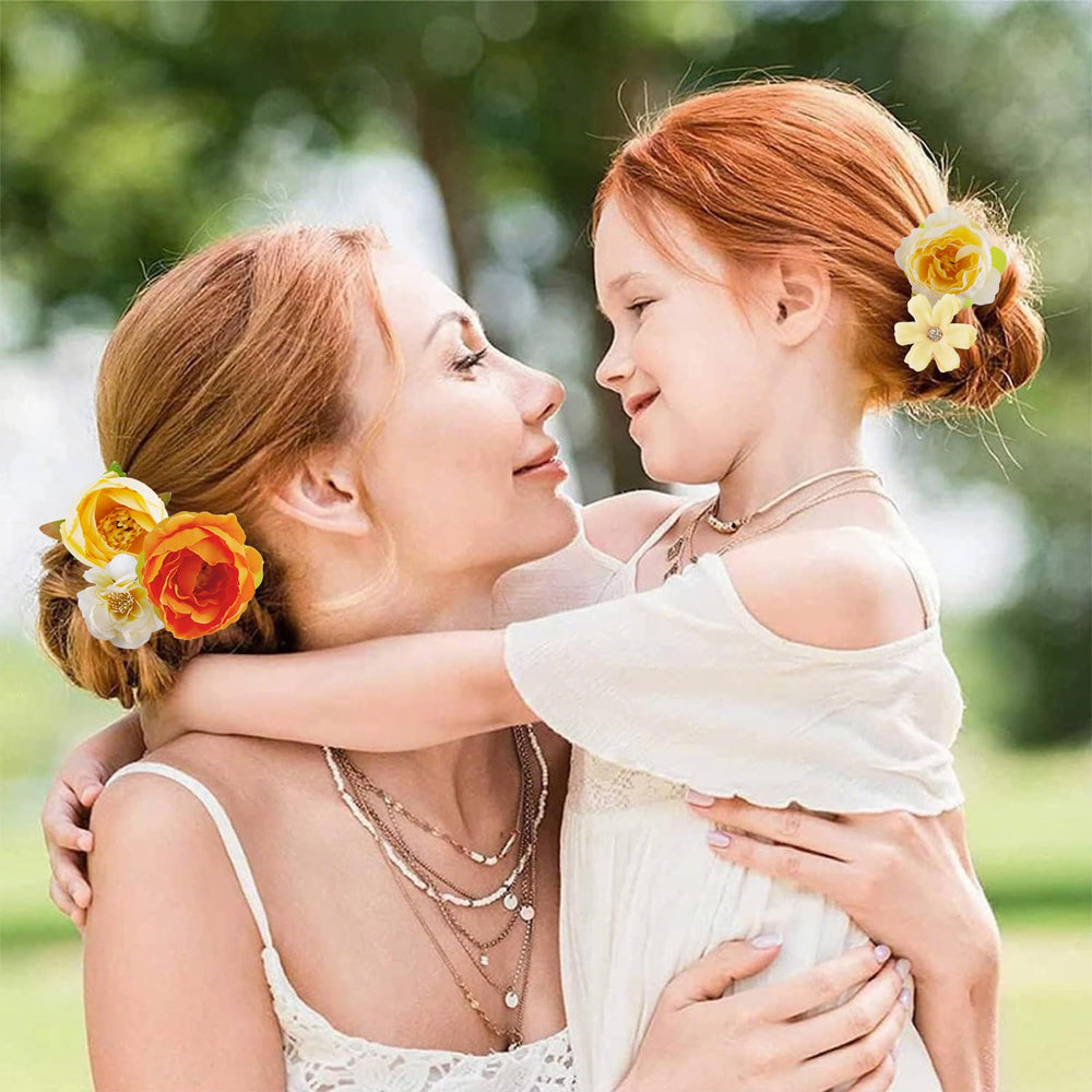 SHEHARUHI clipped to purse strap illustrating versatile accessory use
