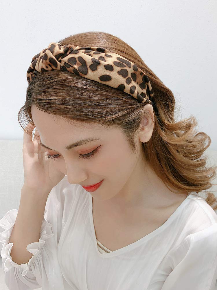 ShiQiao Spl headband next to ruler showing size and scale advantage