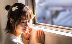 SHOBIDO Miffy clip in hair demonstrating neat bangs hold and quick styling