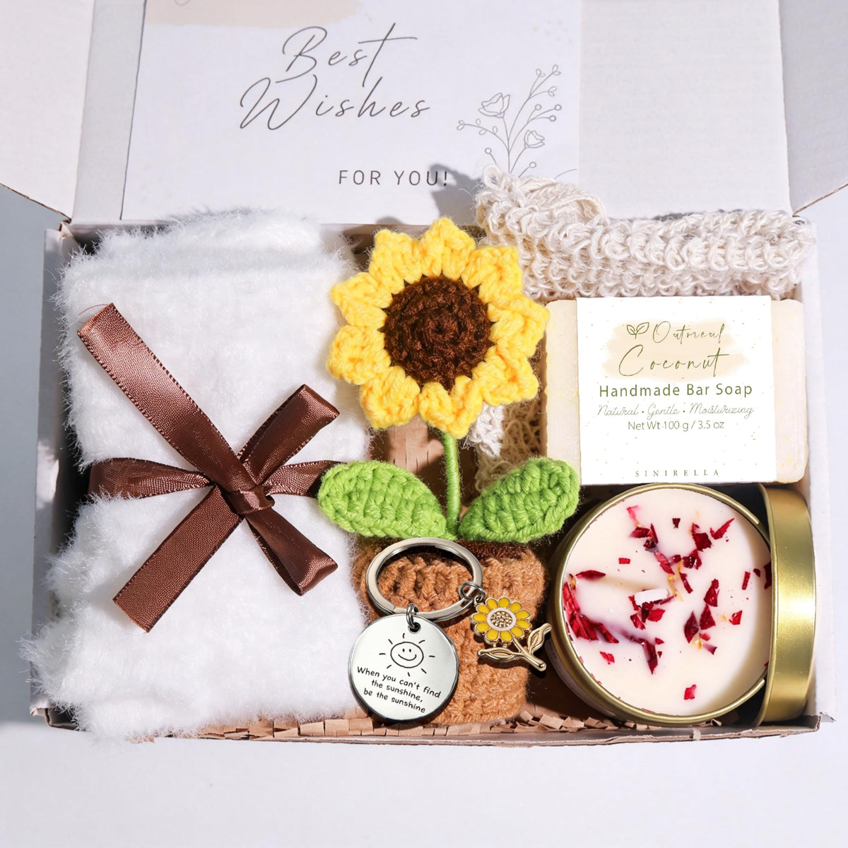 SINIRELLA front packaging of the spa gift basket showing all items neatly arranged