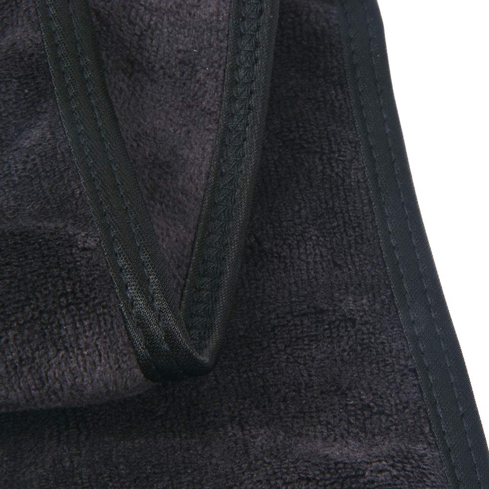 SINLAND headband lifestyle yoga scene showing active wear benefit: comfortable during exercise