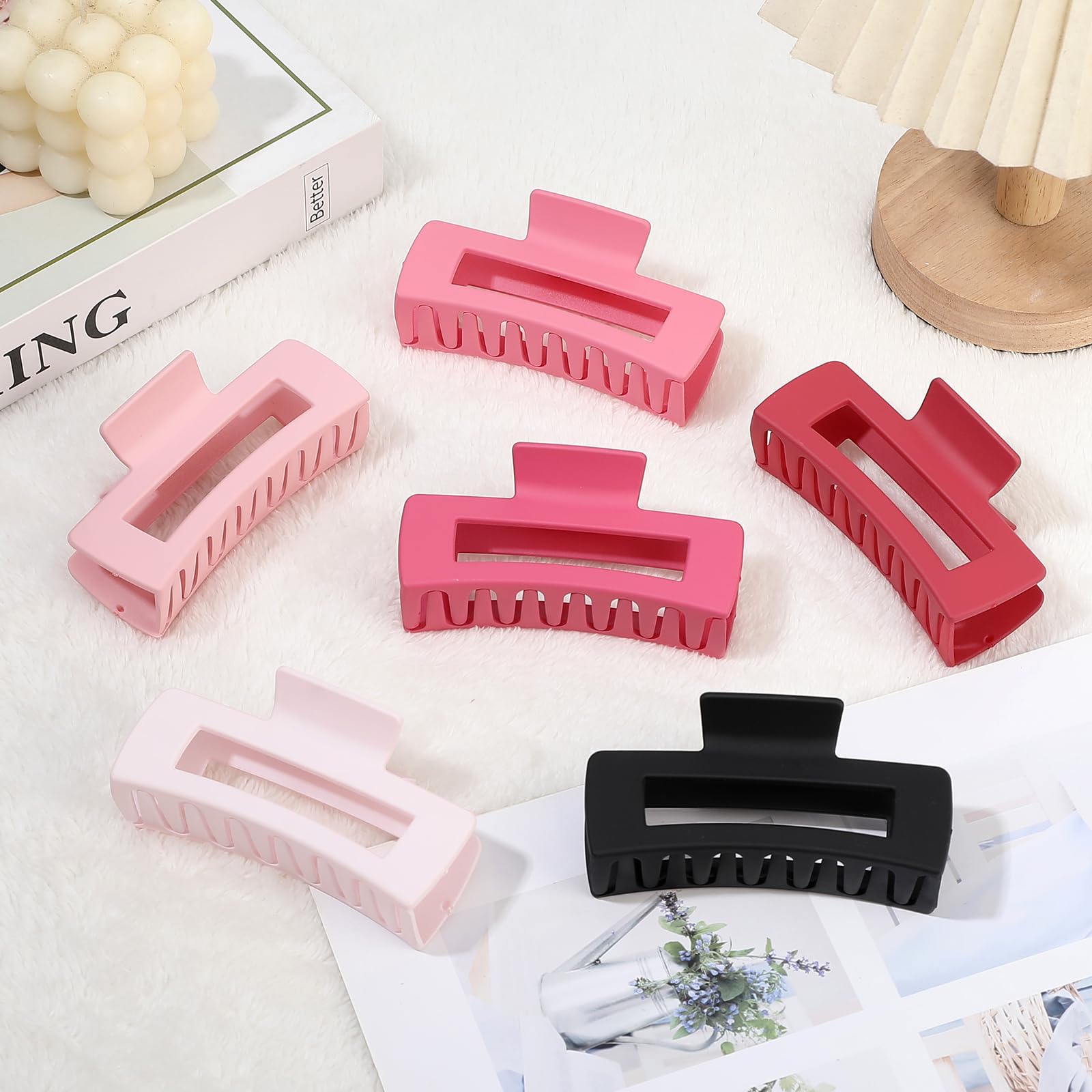 Sisiaipu clip securing a thick hair bun showing strong non-slip grip