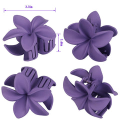 Sisiaipu clip held in hand to show 3.3-inch size and portable convenience