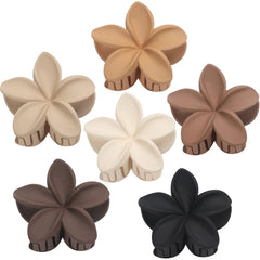 Sisiaipu front view khaki clip showing floral shape and reliable hold