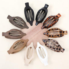 Sisiaipu clip securing a twisted bun demonstrating comfortable everyday hold