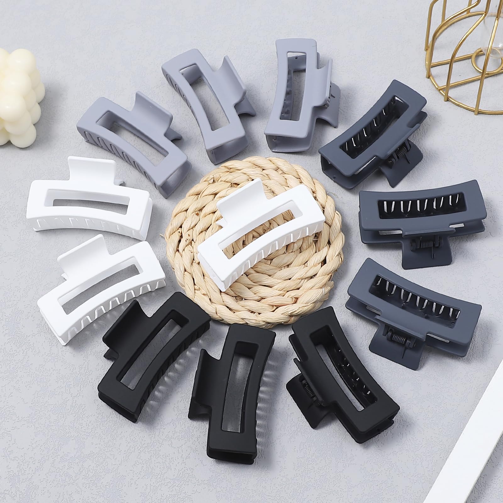 Sisiaipu side profile open clip showing strong metal spring for secure hold