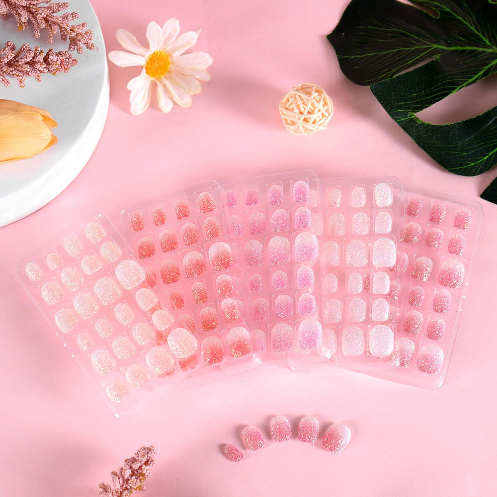 SIUSIO lifestyle display at a birthday party showing nails as fun accessories and party-ready variety