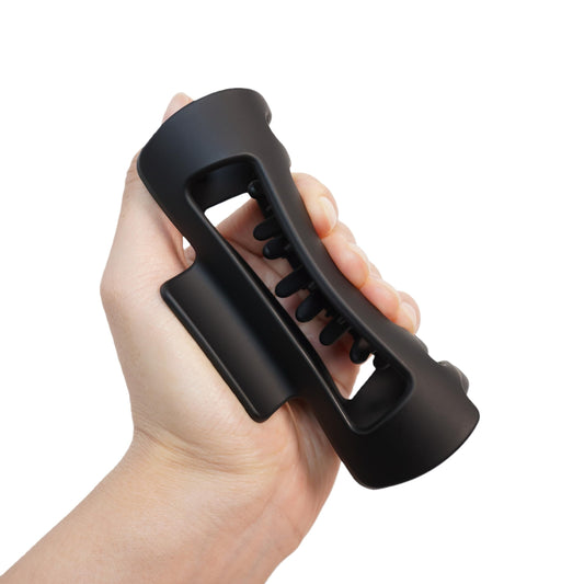 SIVSEA front view showing black claw clip and comfortable grip benefit