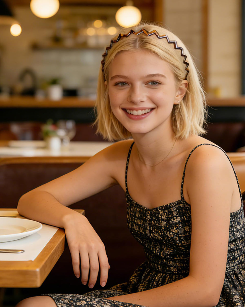 Sizobi headbands gift-wrapped as present illustrating ready-to-give appeal
