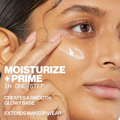 Smashbox ingredient label highlighting hyaluronic acid and niacinamide for skin support