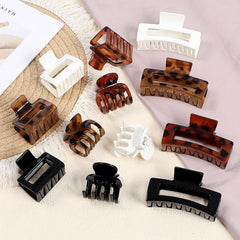 SMKSL lifestyle photo of woman wearing a clip showing polished styling benefit