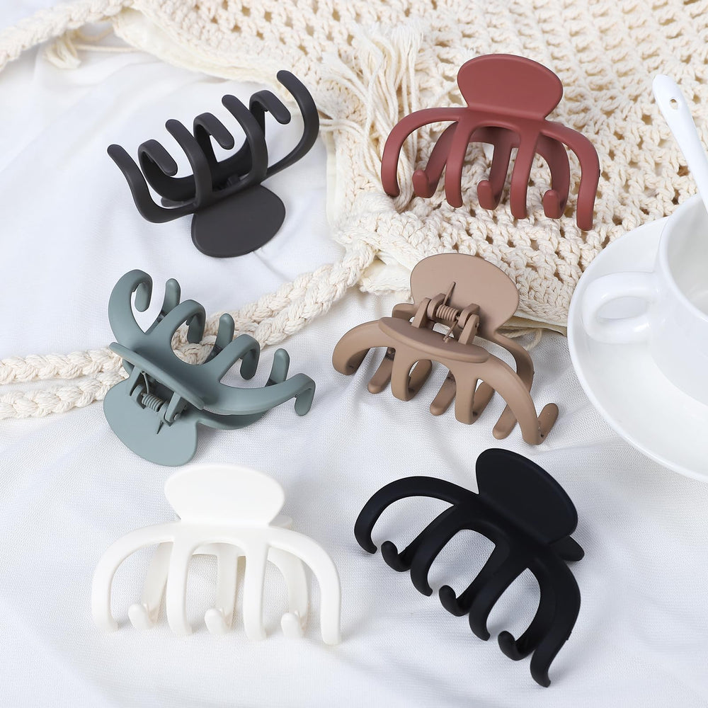 SMKSL teeth detail with rounded edges, protecting hair from snagging