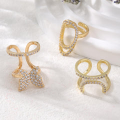 SMUOBT hand at a party wearing ring showing event-ready sparkle and styling benefit