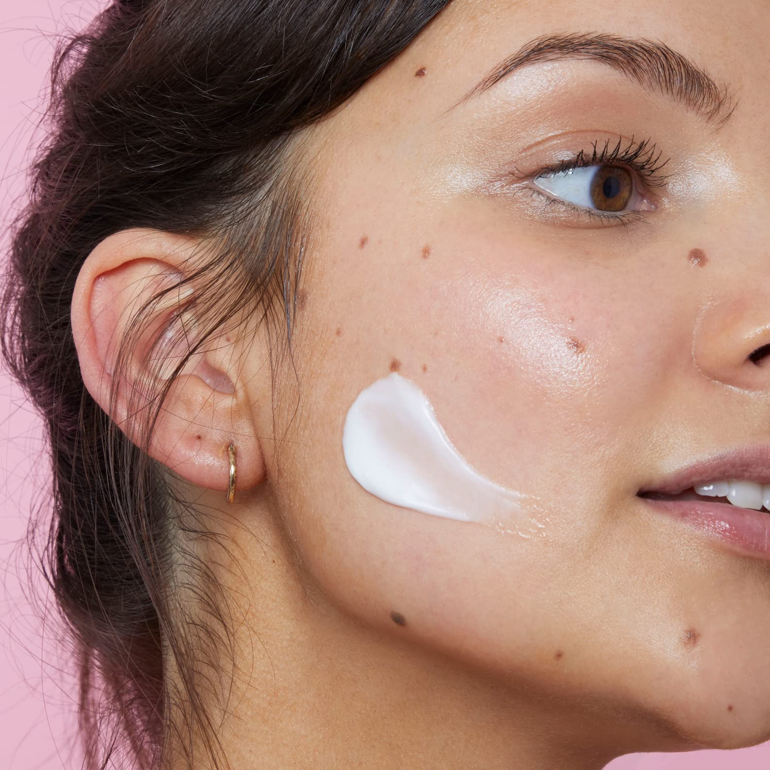 Soap & Glory creamy texture on hand demonstrating gentle removal