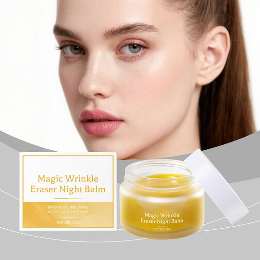 Soelegant open balm texture melting on fingertip demonstrating smooth absorbent finish