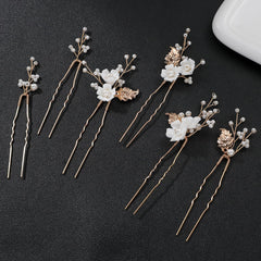 SOLENY faux pearl cluster on pin highlighting lustrous finish for classic look