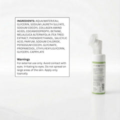 SpaScriptions tea tree leaves and salicylic acid visual indicating key ingredients and clarifying action