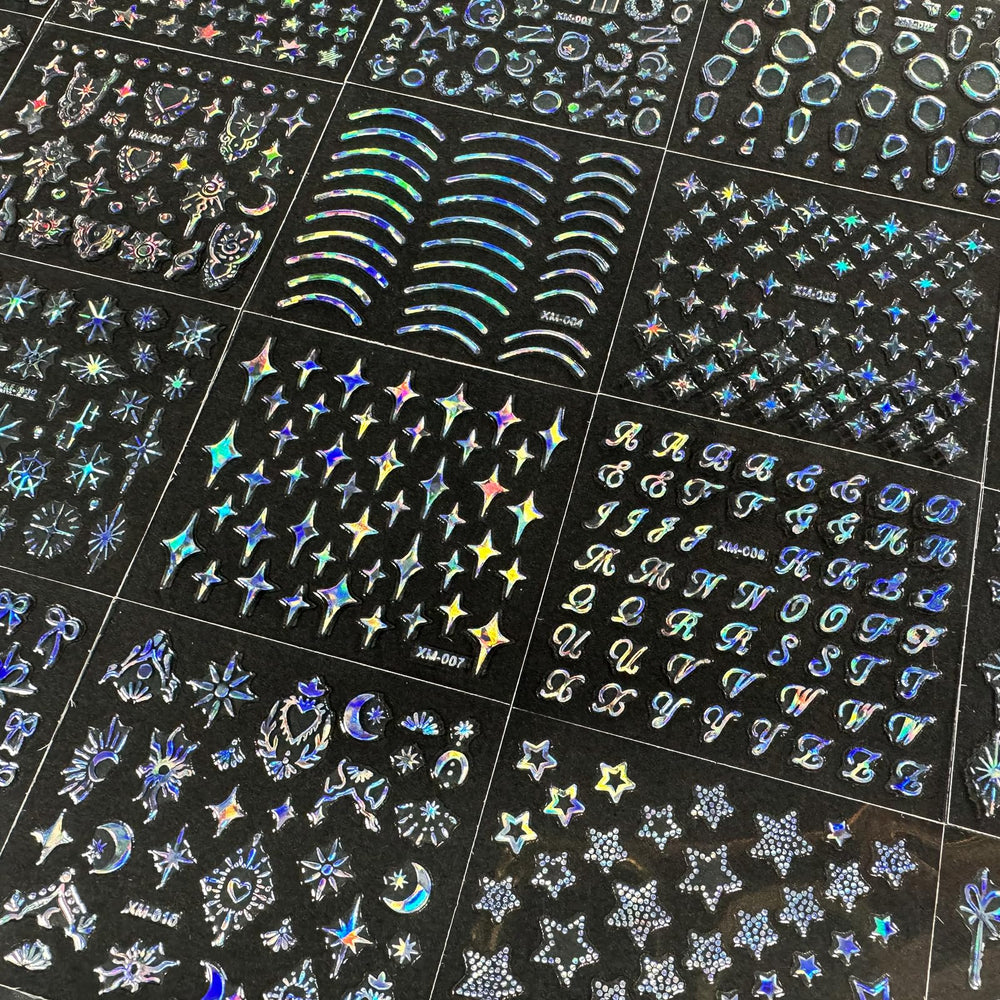 SPLOCUDU stickers applied on fingertip demonstrating quick salon-quality results
