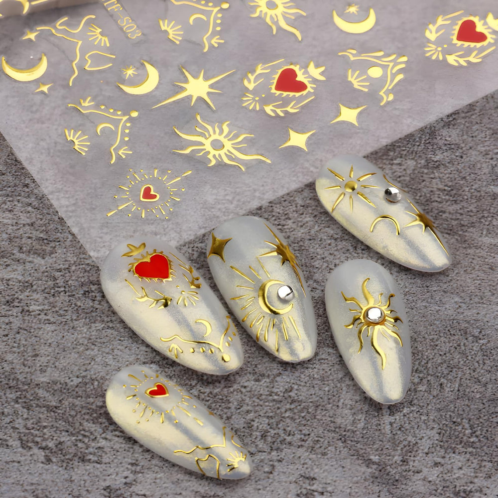 SPLOCUDU stickers applied on fingernails demonstrating quick polished look