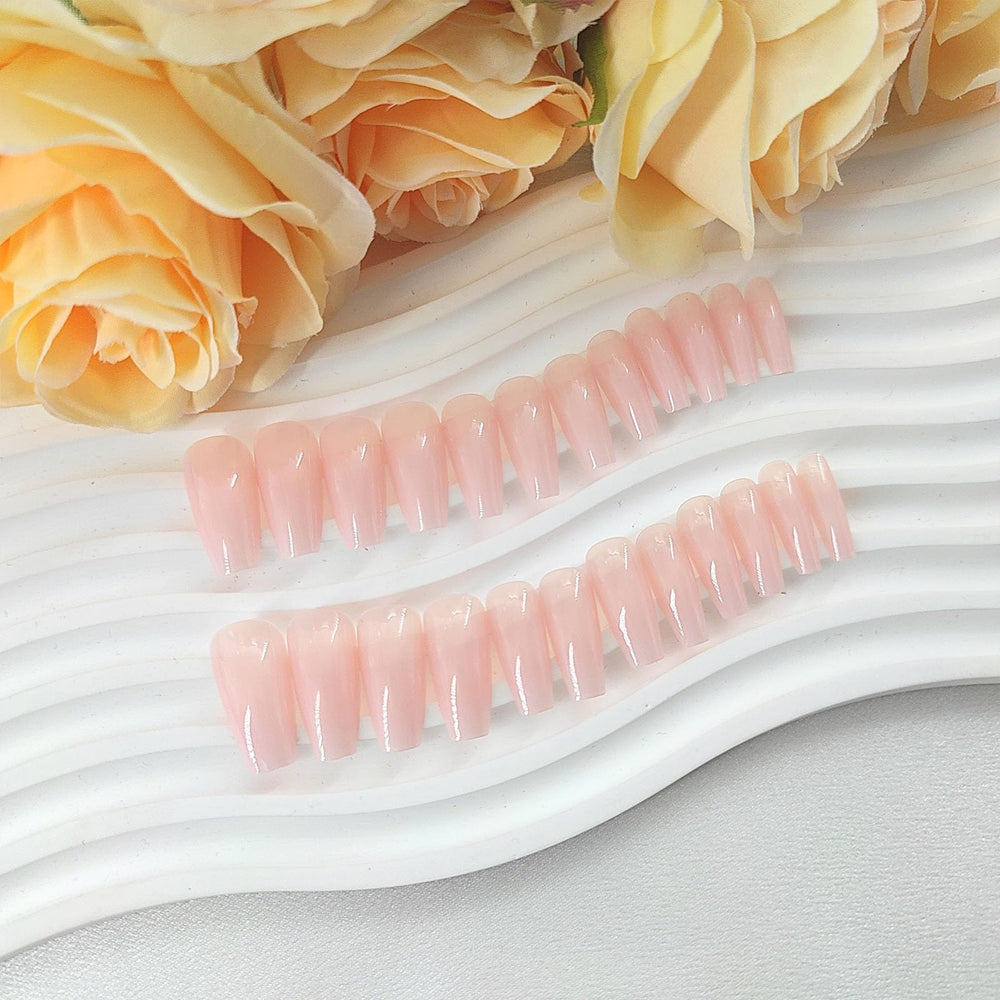 SRIMNUYY arranged nails with mini file to show sizes, easy to customize fit