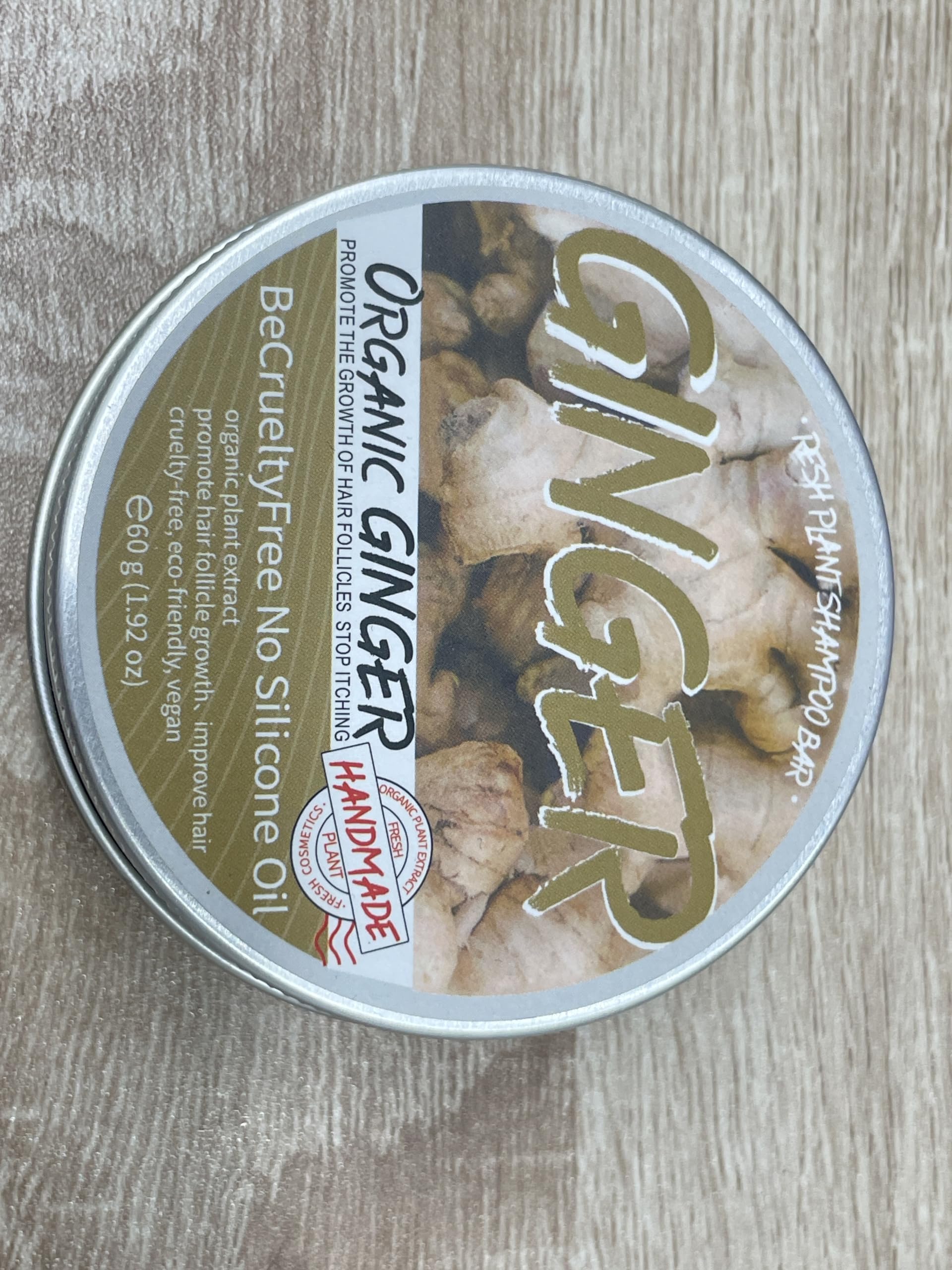 Starhig travel tin holding two bars for plastic-free portability
