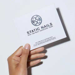 Static Nails front sheet and packaging showing 120 adhesive tabs and size labels for quick selection and convenience