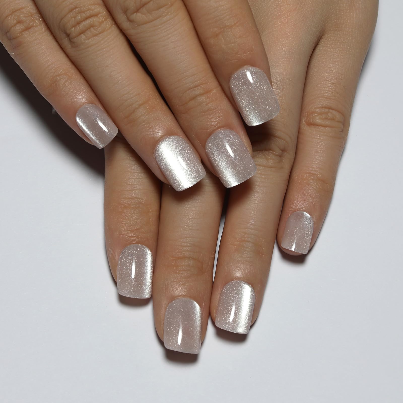 Stbisen front packaging showing full 30-piece press on nail kit and benefits