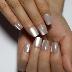 Stbisen nails arranged to show 15 sizes for a precise fit and customization