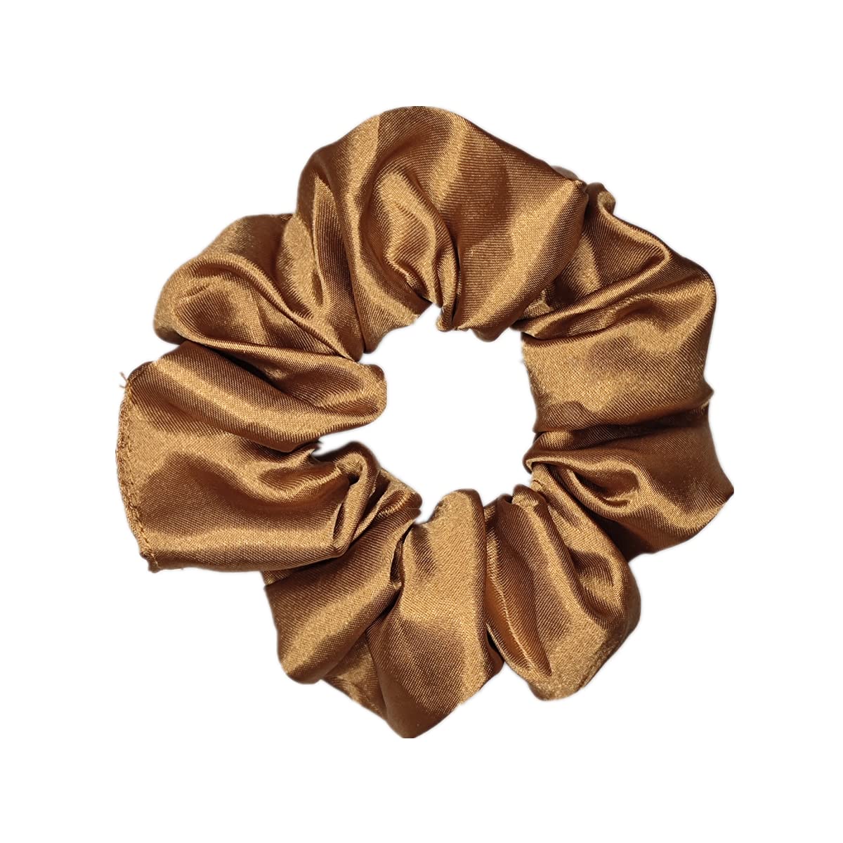 Sufermoe scrunchie in lifestyle setting complementing hair and wardrobe
