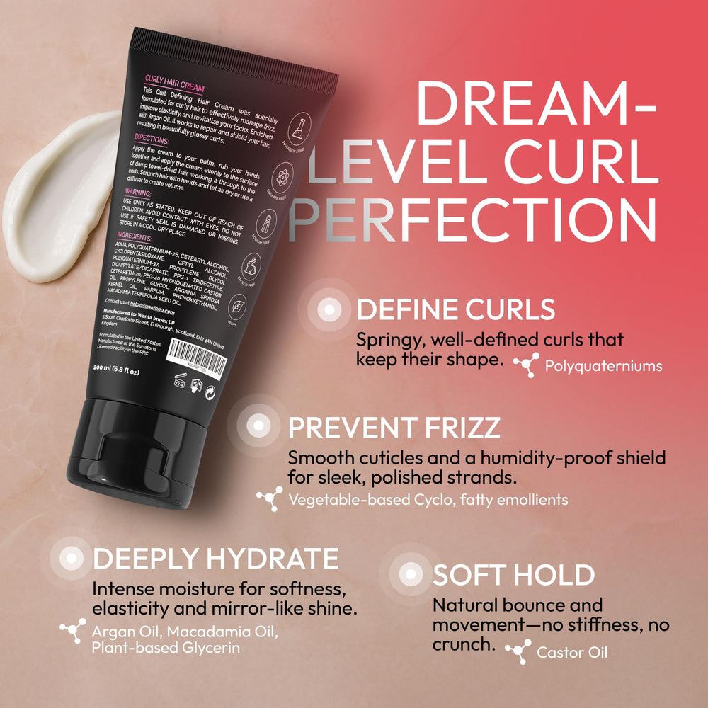 SUNATORIA cream in hands being applied to damp hair for easy distribution