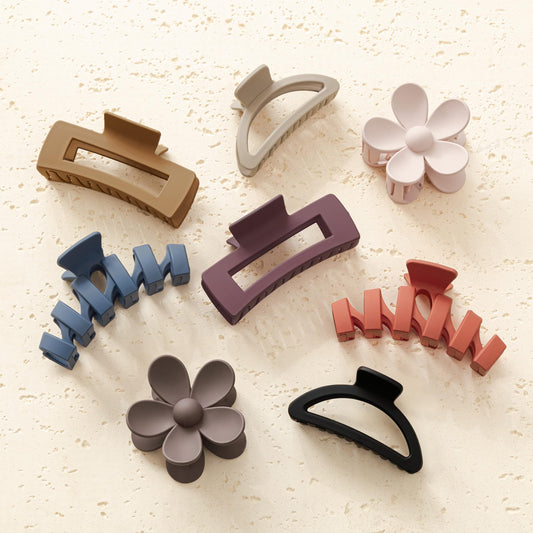 Sunolga flat-lay of eight clips showing color variety and easy selection benefit