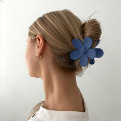 Sunolga large clip holding thick hair in bun, reliable everyday hold