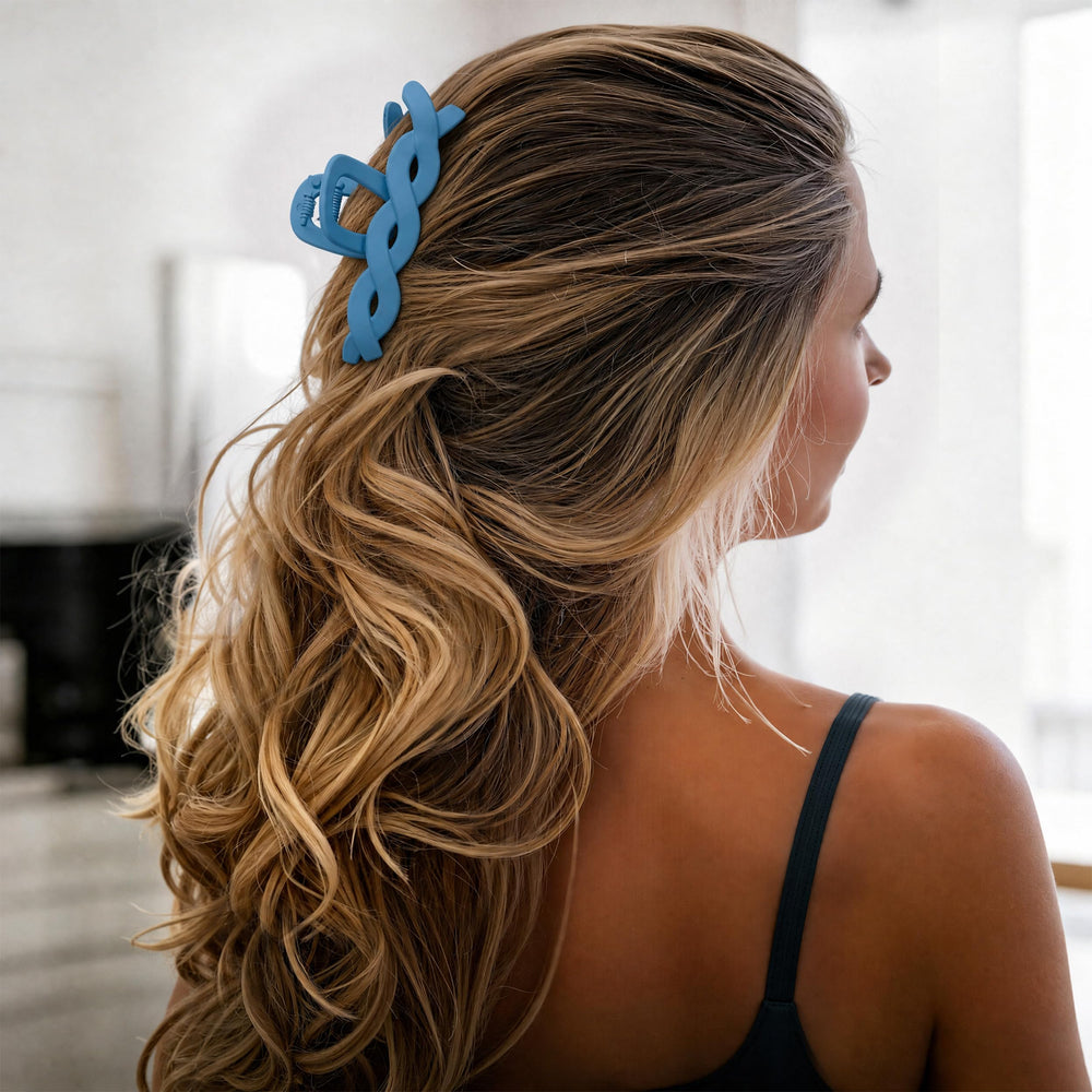 Sunolga medium and small clips displayed together, versatile styling options