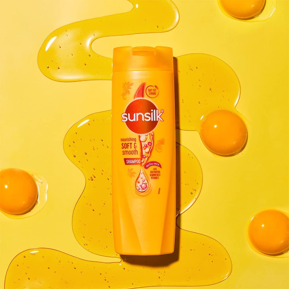 sunsilk in use on wet hair demonstrating easy detangling benefit