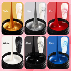 SUTOKAKA brush applying stretchy spider gel, demonstrating precise line control and ease
