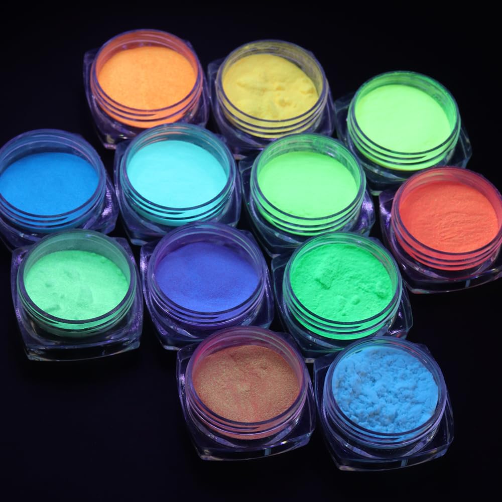 SUTOKAKA glow pigments used in party decor creating eye-catching ambience