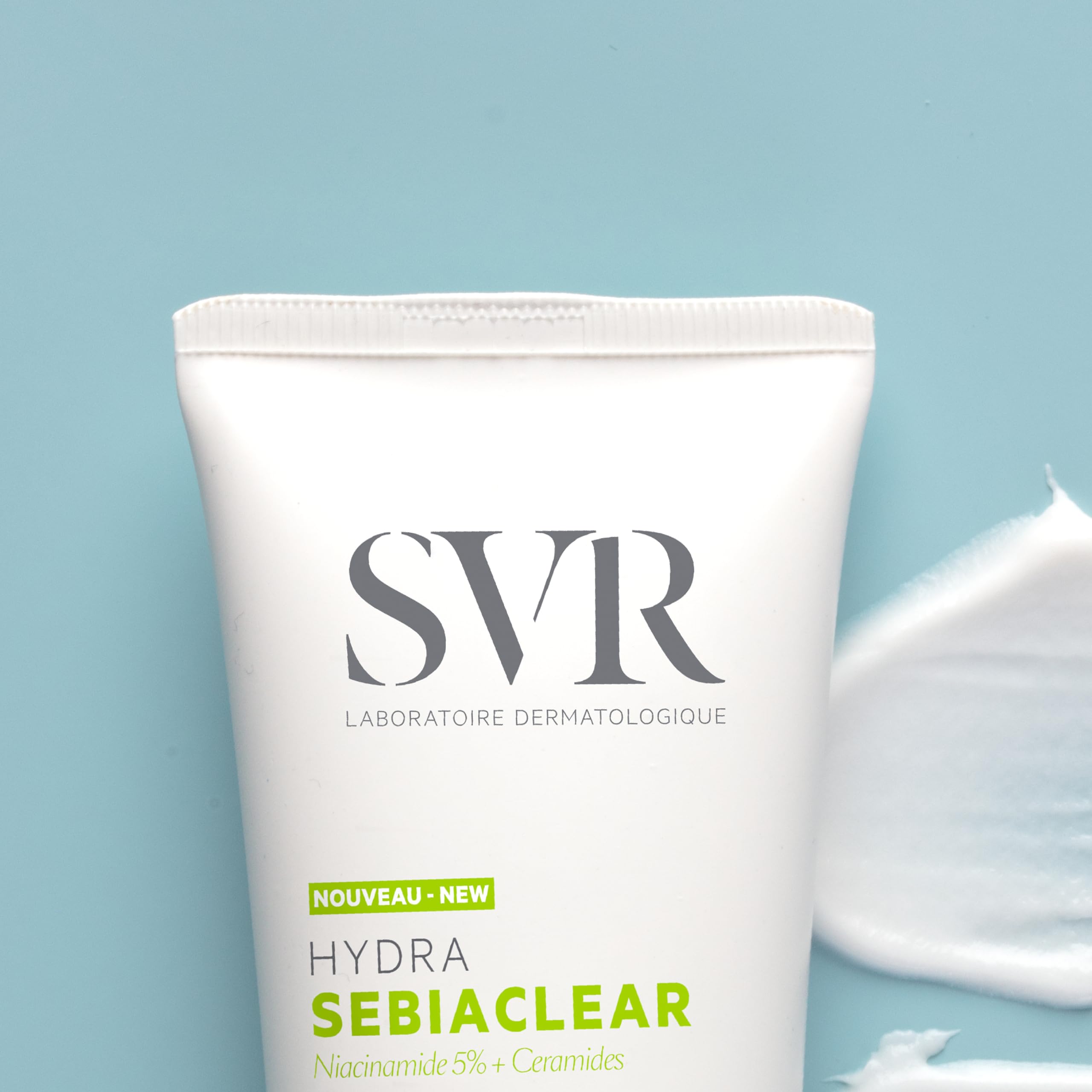 SVR Sebiaclear Hydra creamy texture close-up highlighting smooth, non-greasy finish for quick absorption