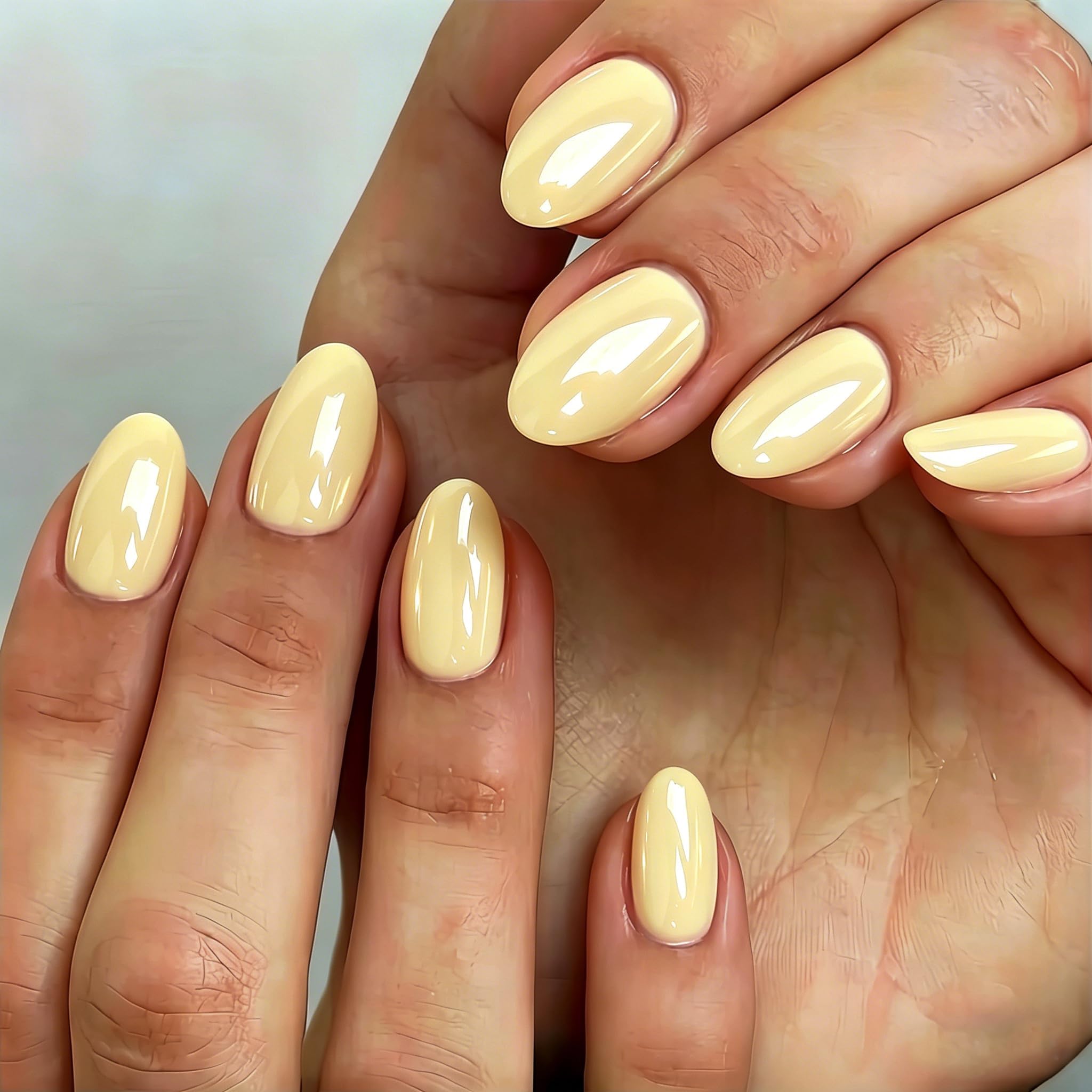 SXVME front packaging showing 32-piece short oval nails and box benefits
