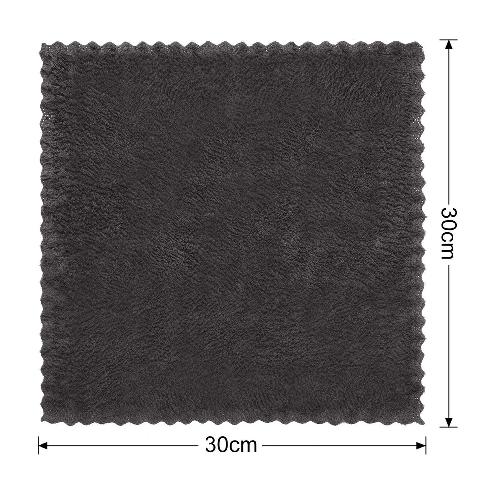 Syhood label and fabric edge close-up showing quality stitching
