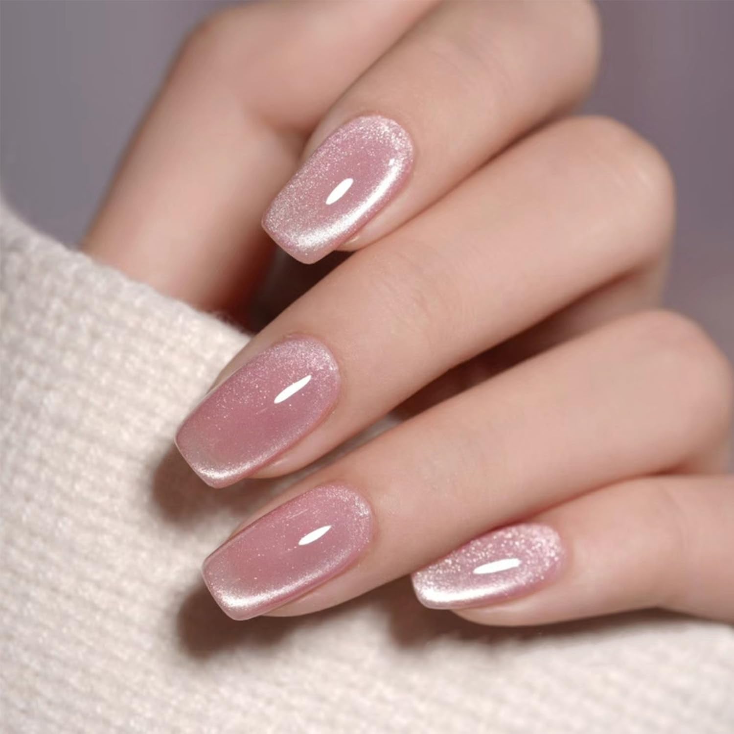 Taoyisent front packaging shows shimmer nude set and ready-to-use convenience