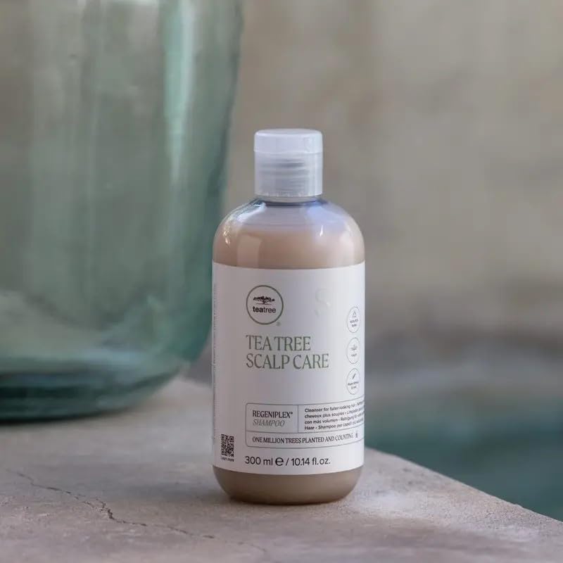 Tea Tree ingredients Kakadu plum and pea peptides highlighting botanical strength