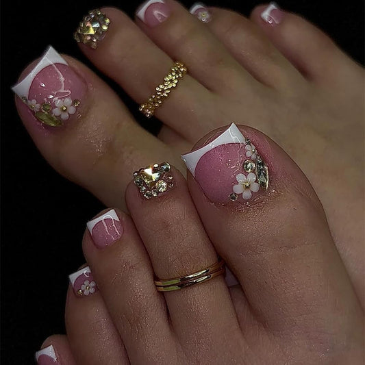 Teilihai front packaging showing 24-piece toe nail kit and contents for quick pedicures